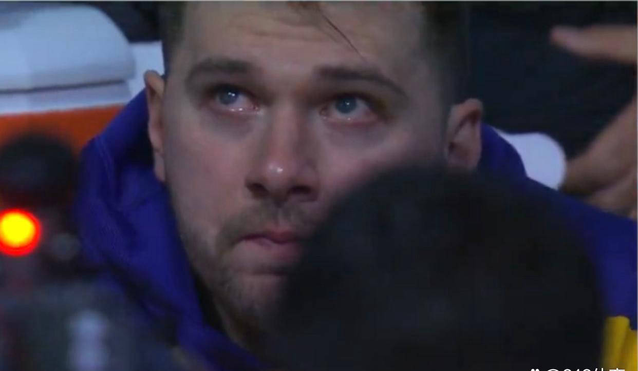 包含东契奇连续三场比赛得分超过出色防守，MAD挑战极限！的词条